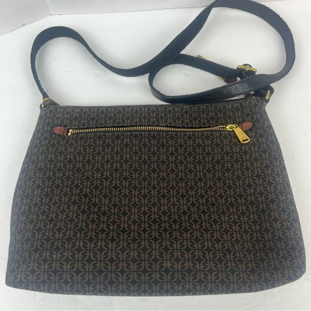 Fossil streamline black logo fabric crossbody bag-tan accent